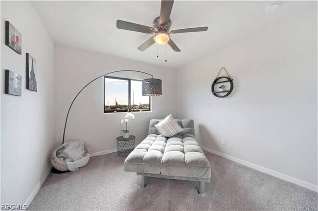 Building Photo - 4334 SW 9th Pl