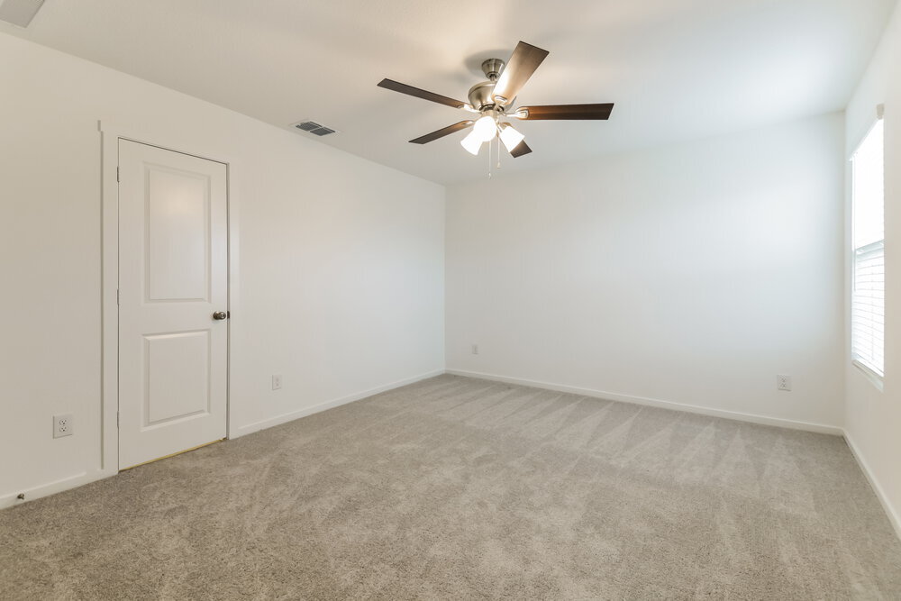 Building Photo - 1712 Crossbill St