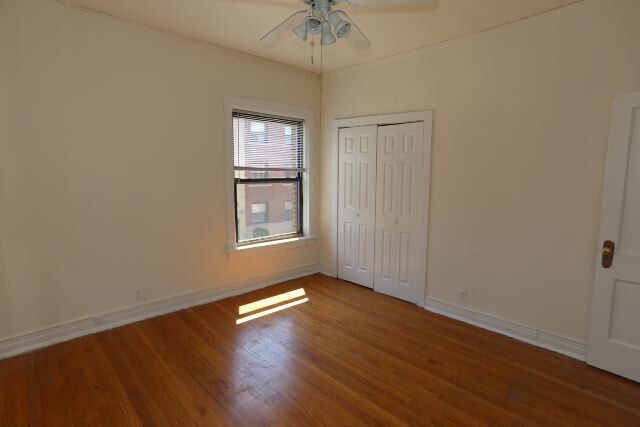 Building Photo - 836 W Waveland