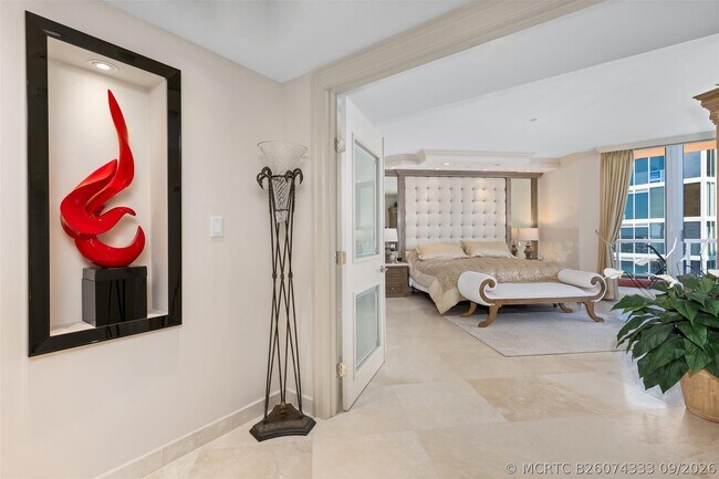 Building Photo - 2110 N Ocean Blvd