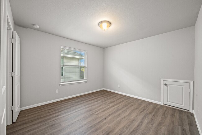 Building Photo - 13826 Andover Park Dr