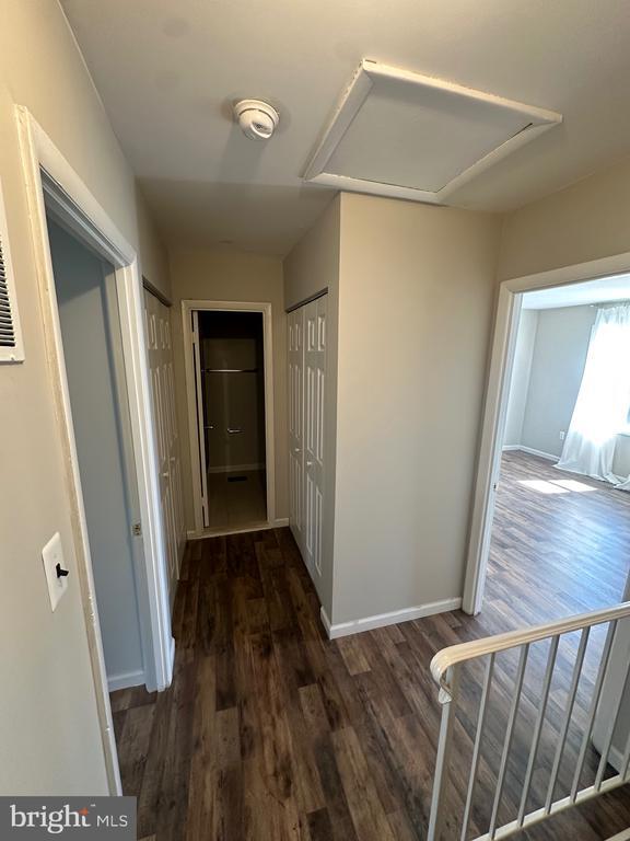 Building Photo - 8452 Sandstone Way