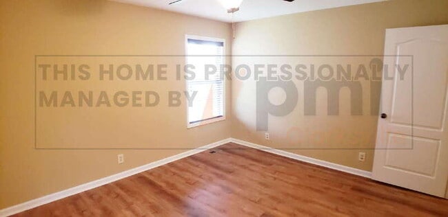 Building Photo - 3416 Bradfield Dr