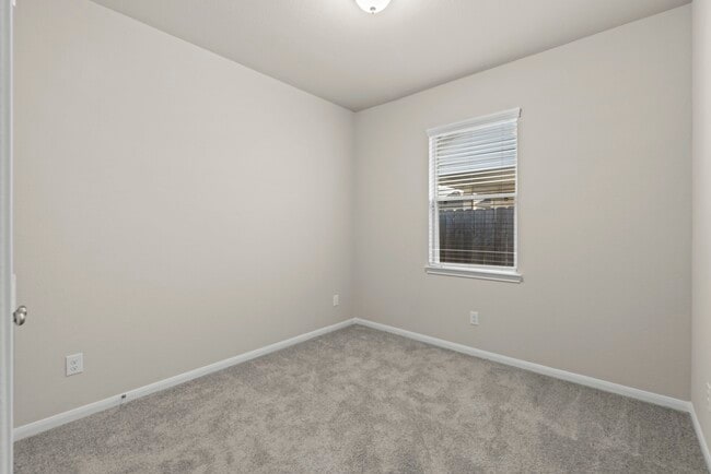 Building Photo - 10419 Astor Pt Trl
