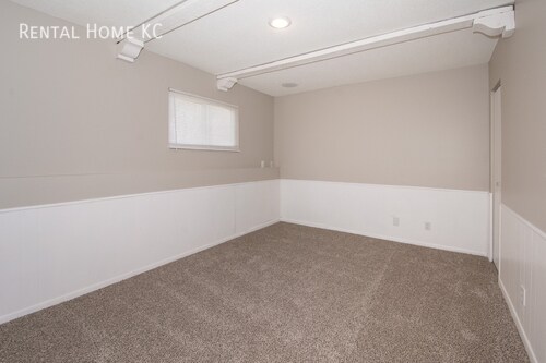 Building Photo - Just-remodeled 2-bedroom Split-Level duple...