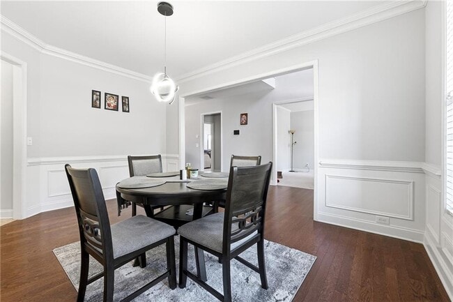 Building Photo - 100 Northbrooke Trace