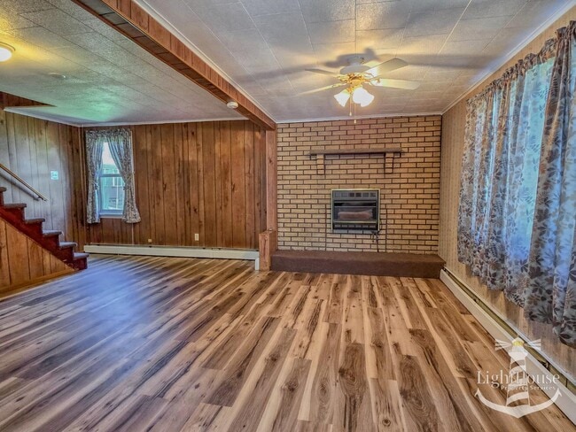 Building Photo - 224 Pickwick St