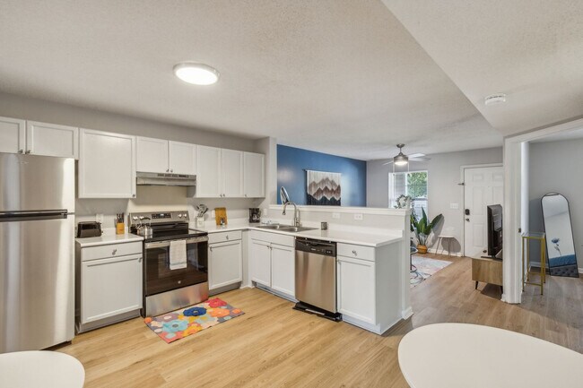 Building Photo - 3504 Carlson Bay Ct