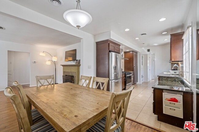 Building Photo - 128 S Madison Ave