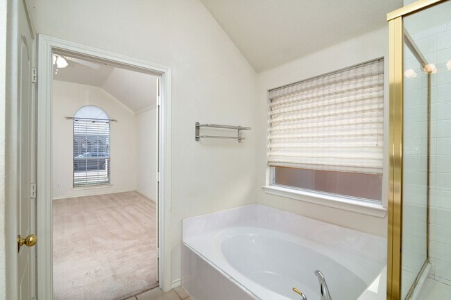 Building Photo - Beautiful 3 Bedroom Home Located in Allen, Texas!