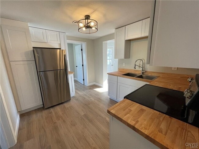 Building Photo - 4900 Bear Rd