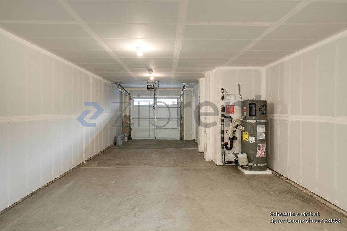 Building Photo - 9614 19th Ave SE