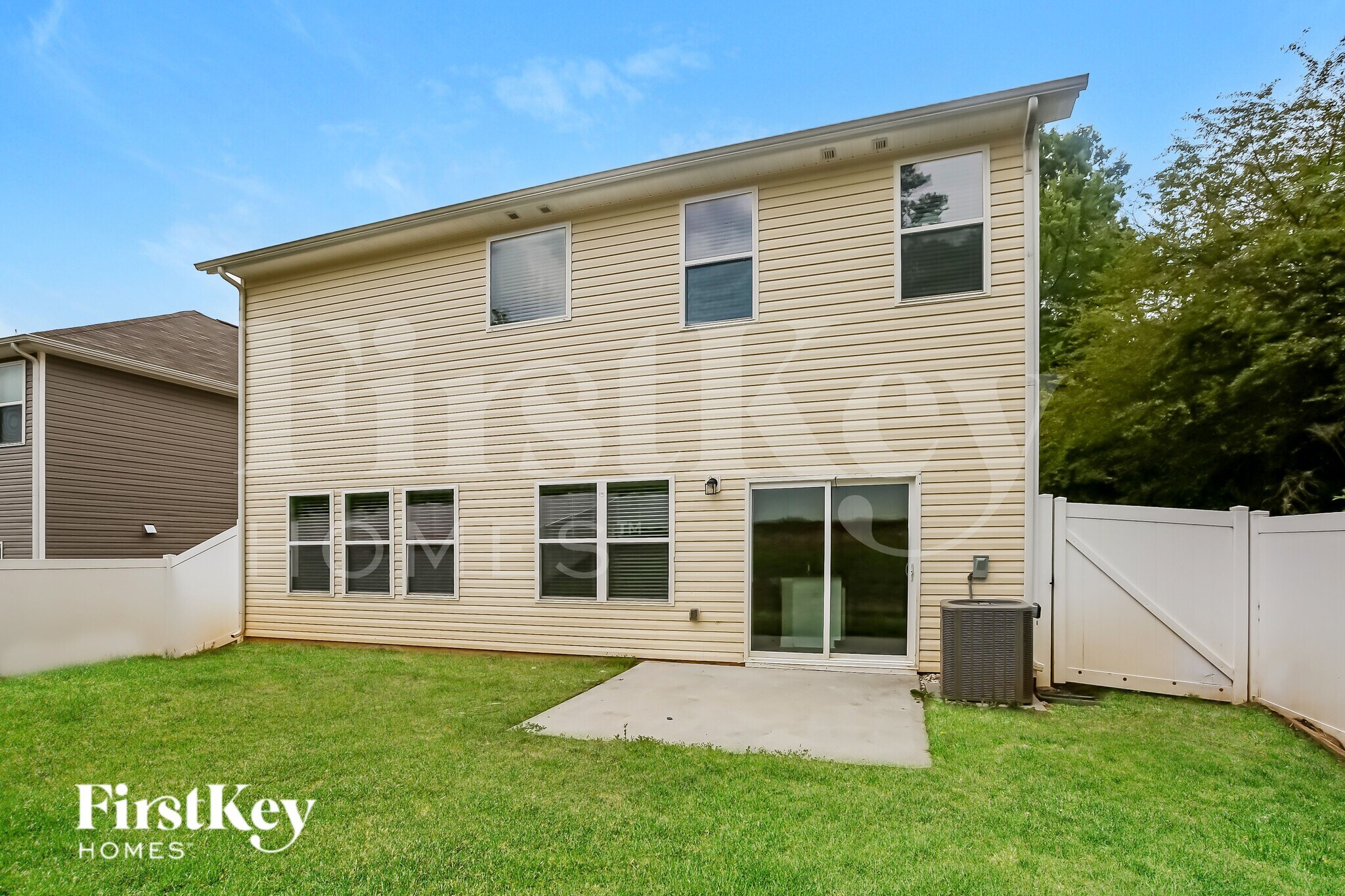 Building Photo - 9232 Evans Creek Ct