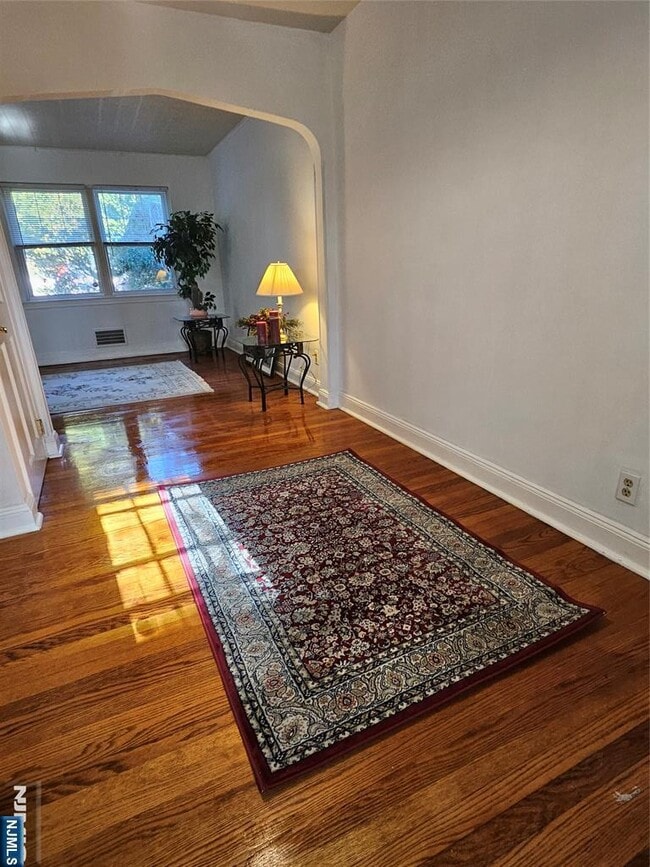 Building Photo - 55 Rutgers Pl