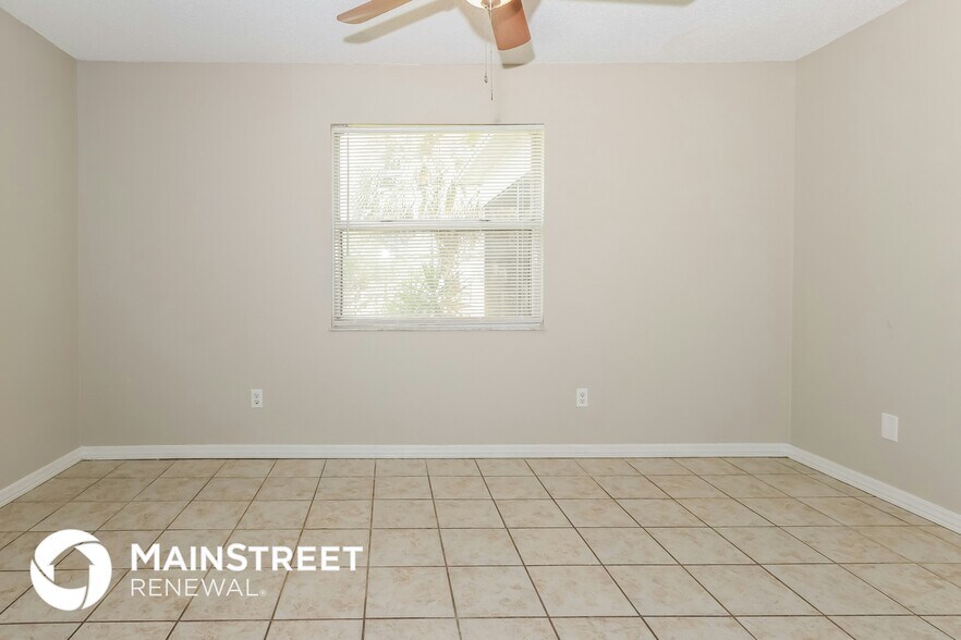 Building Photo - 8208 Kenwood Rd