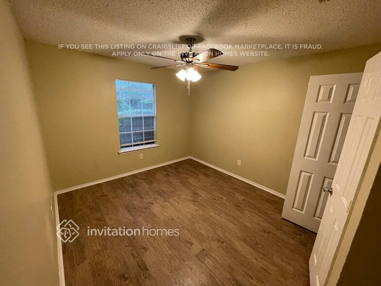 Building Photo - 904 Worden Dr
