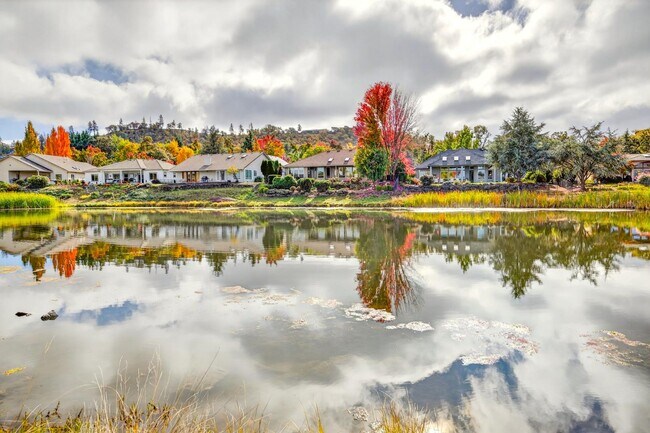 Building Photo - 460 Robert Trent Jones Blvd