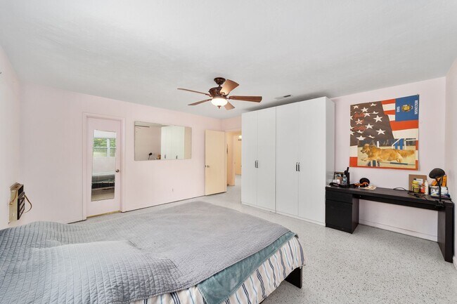 Building Photo - Beautiful 3/2 in Forest Ridge