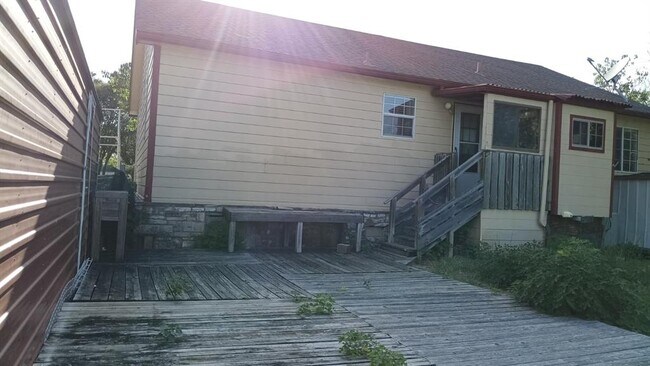Building Photo - 1531 Co Rd 269