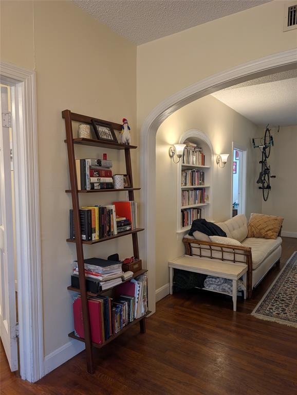 Building Photo - 3119 Tom Green St