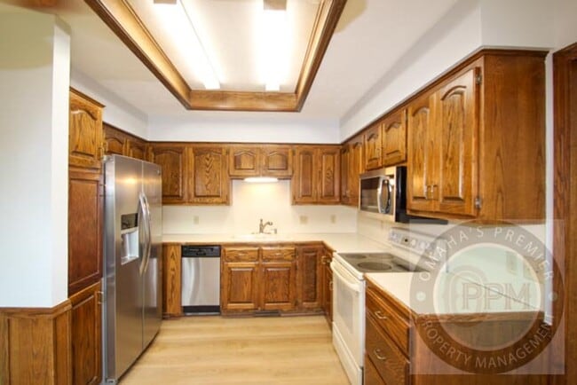 Building Photo - 5614 N 116th Ave
