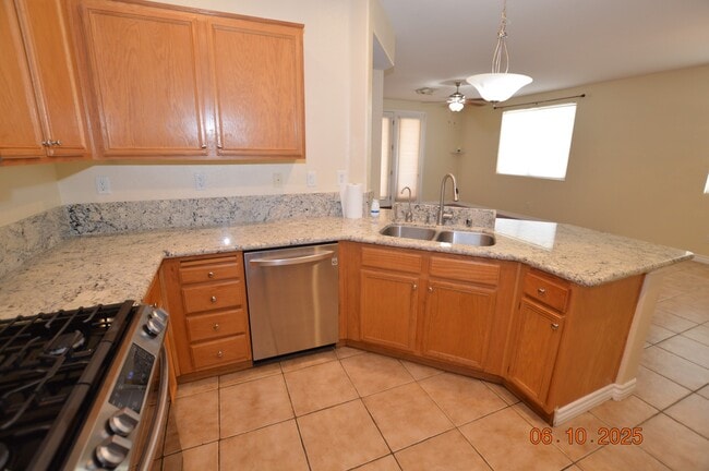 Building Photo - 5541 Sterling Valley Ct