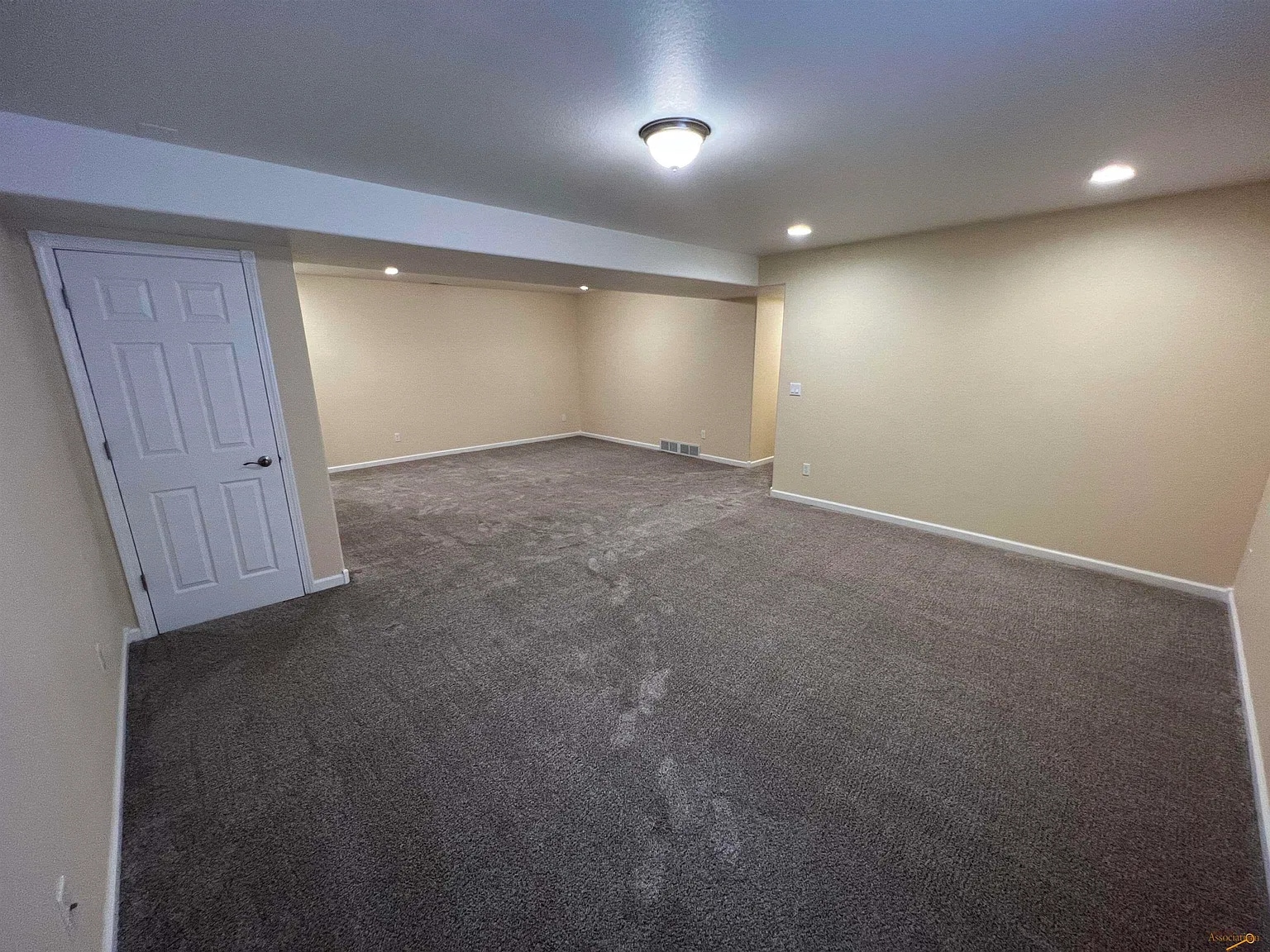 Building Photo - 6905 Mulberry Dr