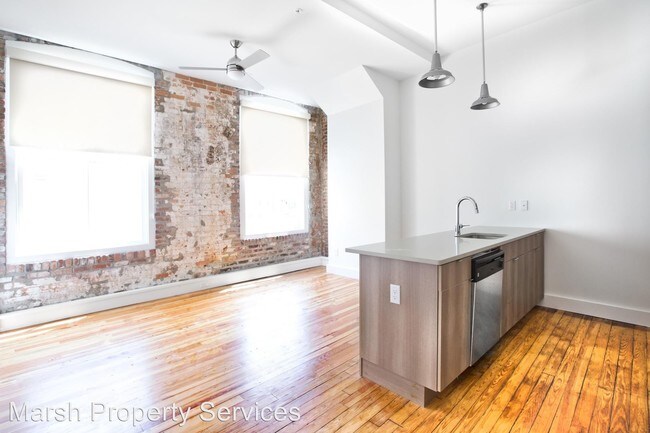 Building Photo - 219 W Broughton St