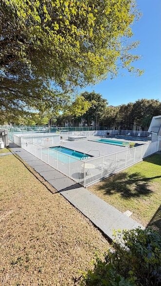 Building Photo - 11050 SW 196th St