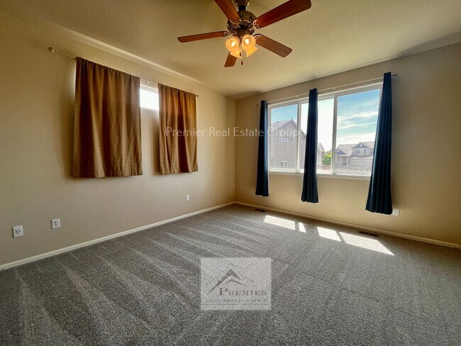 Building Photo - 4959 Justeagen Dr