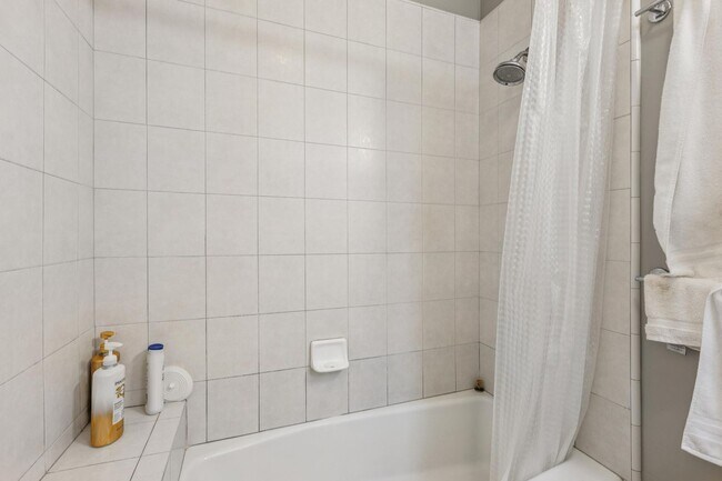 Building Photo - 2985 Harrison St