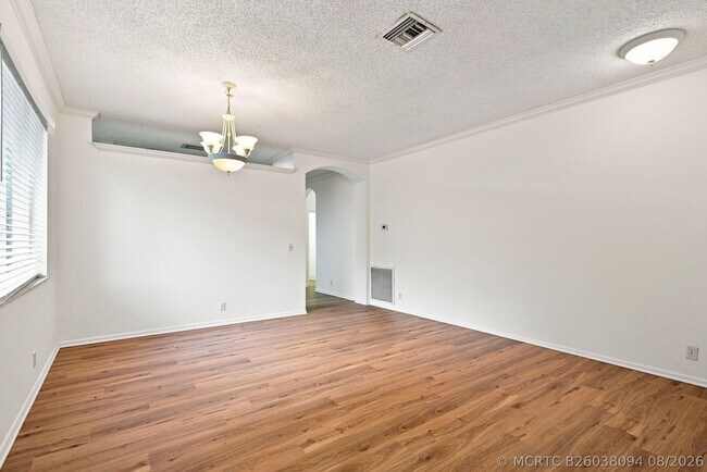 Building Photo - 3717 Pebblebrook Manor