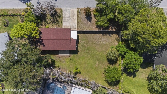 Building Photo - 1137 Delmar Terrace