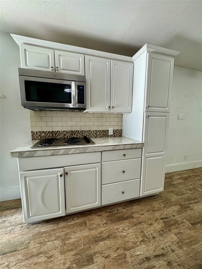 Building Photo - 814 1/2 W 21st St