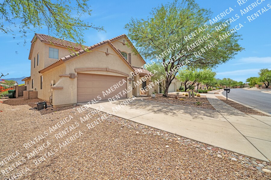 Building Photo - 12920 N Salt Cedar Dr