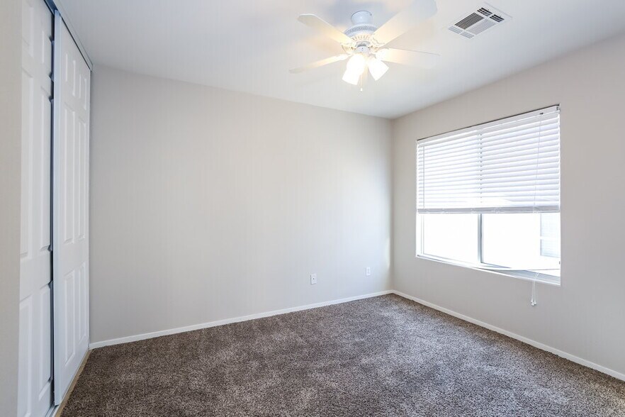 Building Photo - 546 Truffles St