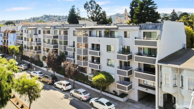 Building Photo - 360 Guerrero St