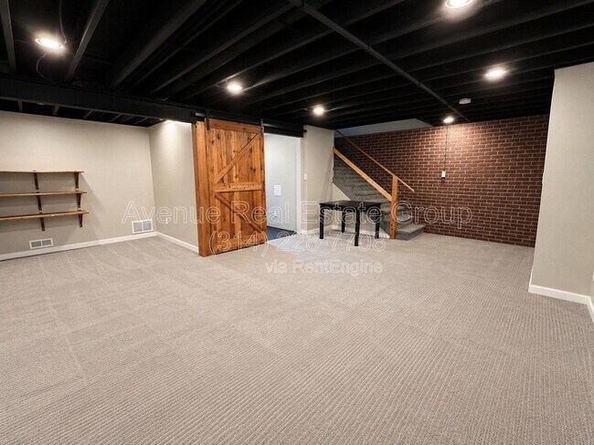 Building Photo - 4250 Olive St