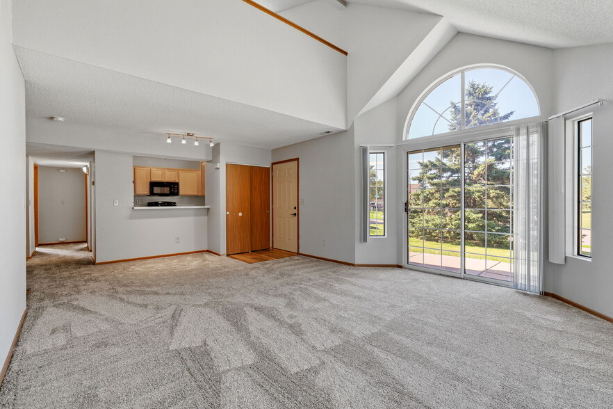 Primary Photo - Bass Lake Hills Townhomes