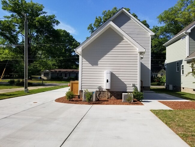 Building Photo - Beautiful New Construction  3 Bedroom, 2.5 Bathroom Home in Durham