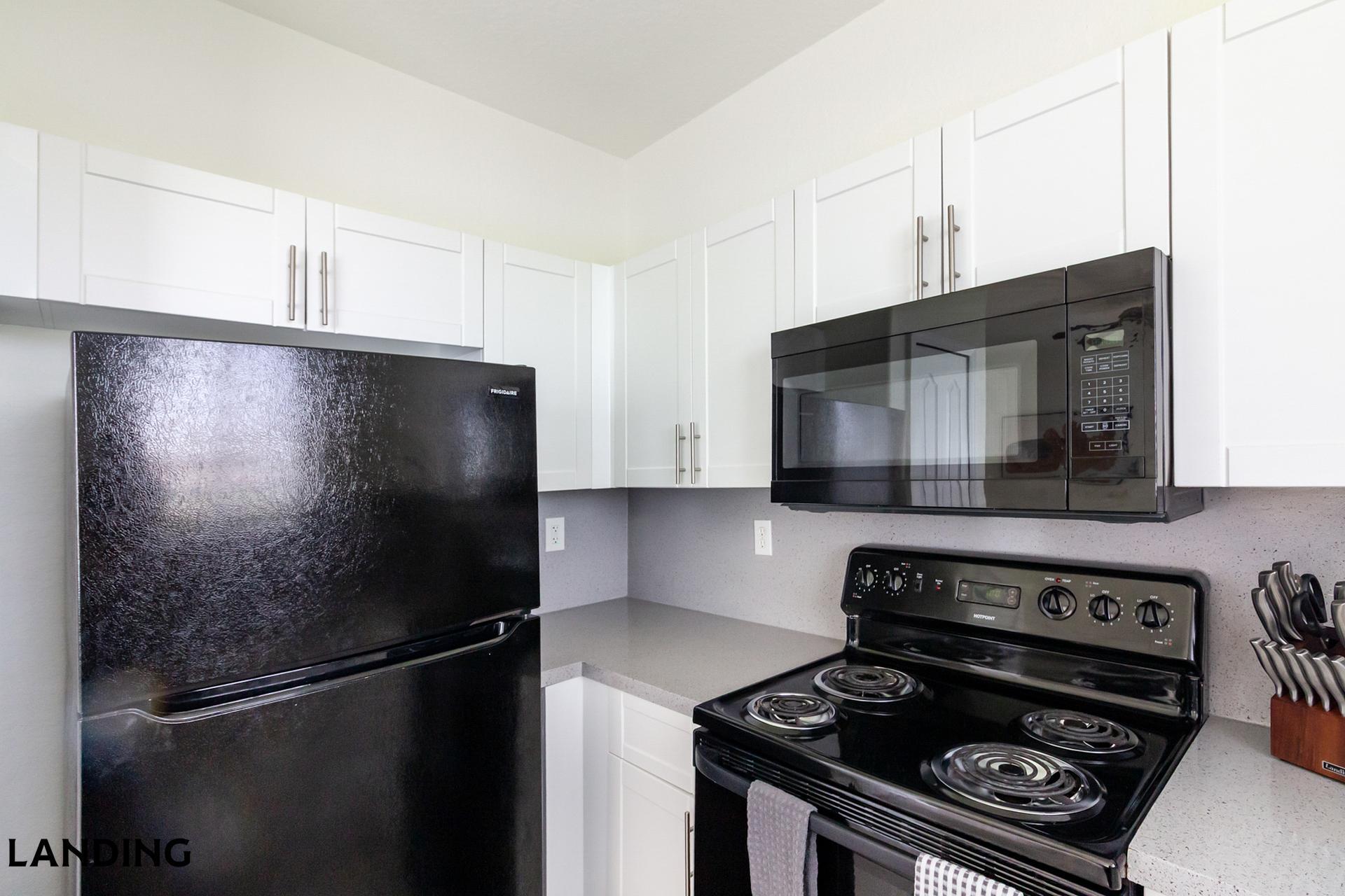 Building Photo - 1140 SE 24th Rd