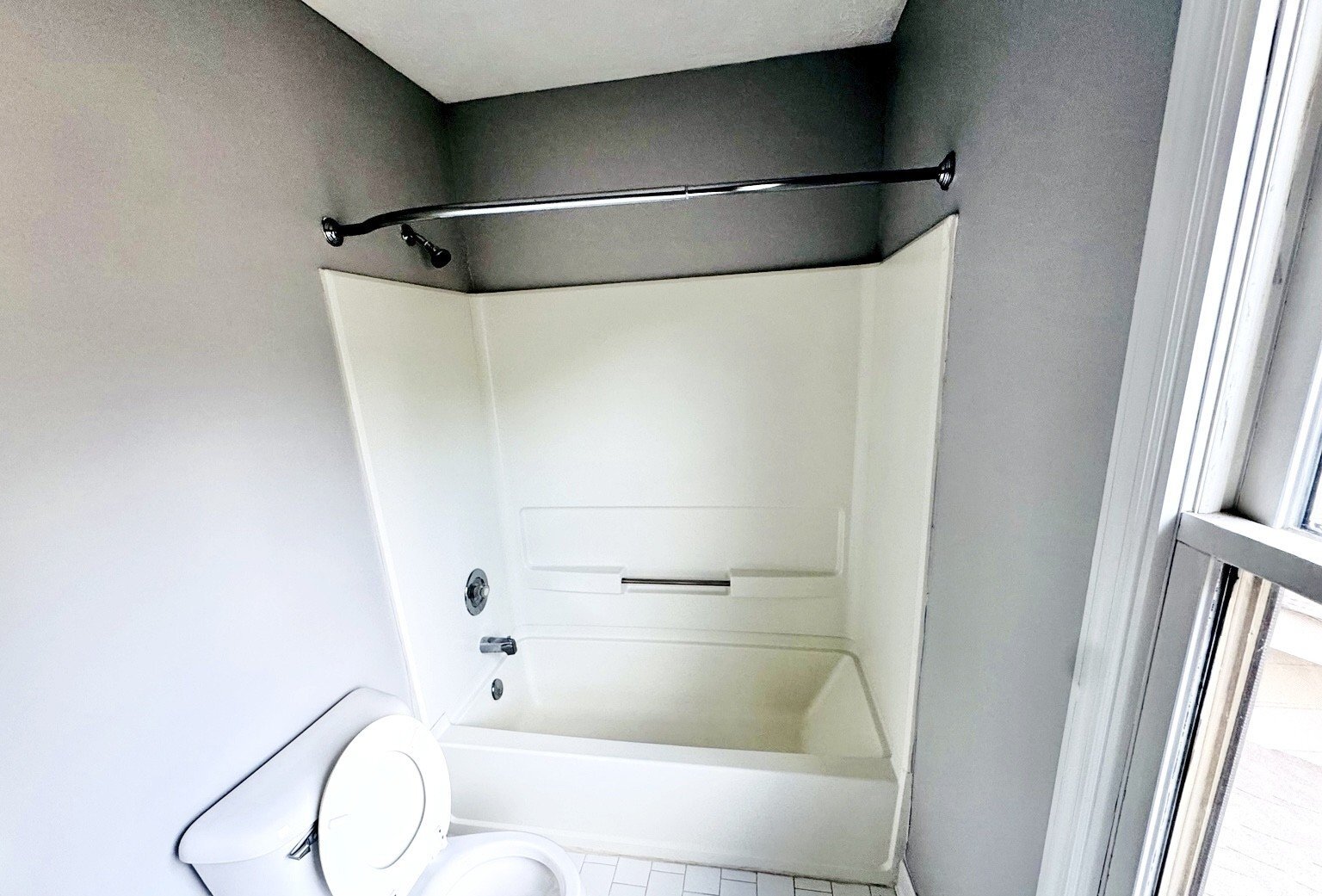 Building Photo - 5551 Robmont Dr