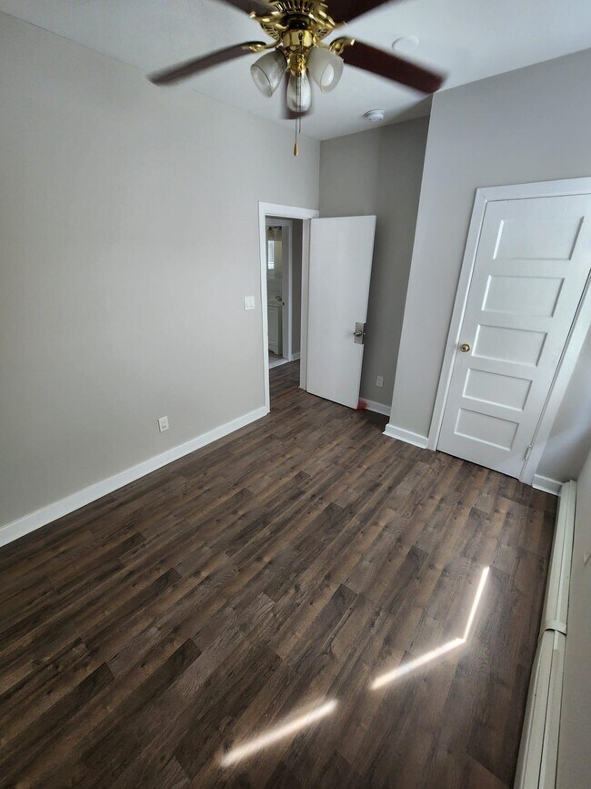 Building Photo - 23 Bostwick Ave