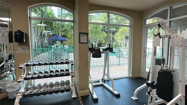 Building Photo - 6001 SW 70th St