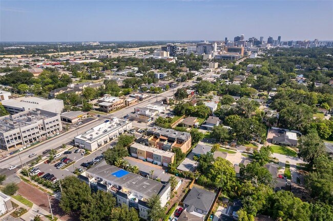 Building Photo - 118 E Muriel St