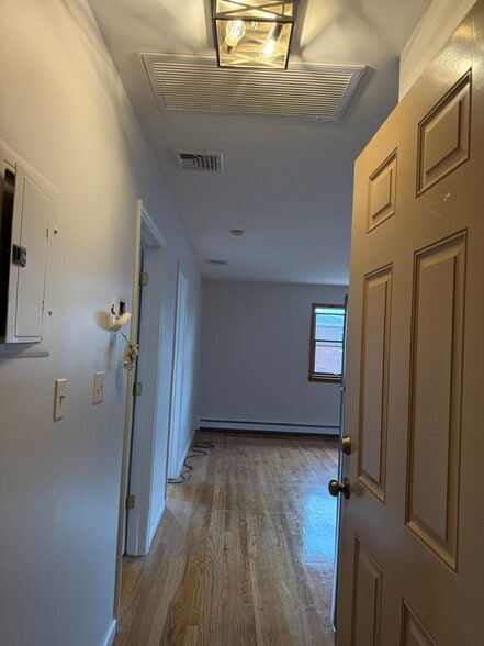 Building Photo - 6638 53rd Ave