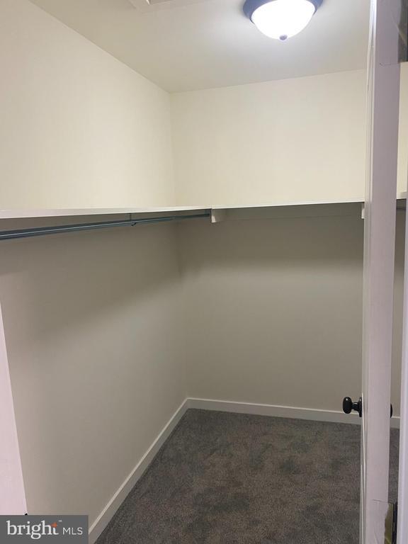 Building Photo - 3852 Ridge Pike