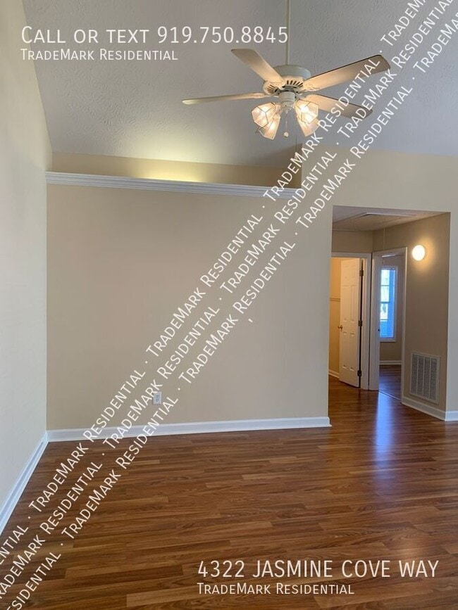 Building Photo - 4322 Jasmine Cove Way