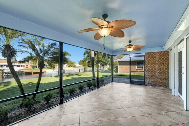 Building Photo - 1753 W Terrace Dr