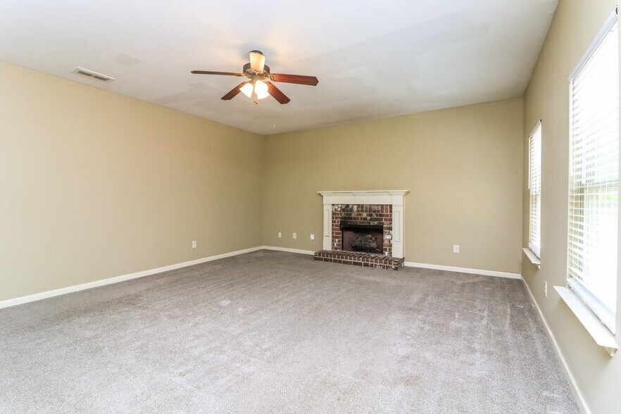 Building Photo - 132 Brightondale Blvd